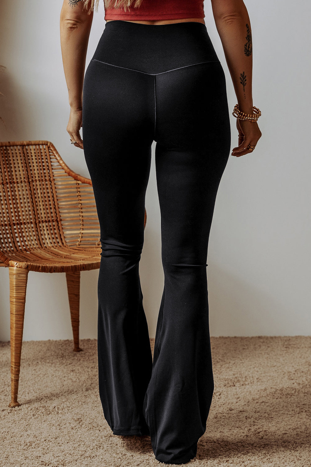 PREORDER: Black V Shape High Waist Flared Leggings (Ships 3-4 Weeks)