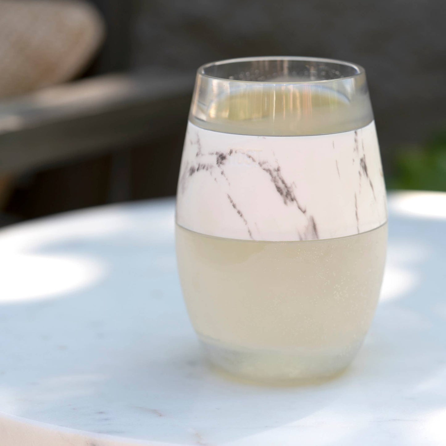 Wine FREEZE™ Cooling Cup Insulated wth Cooling Gel in Marble