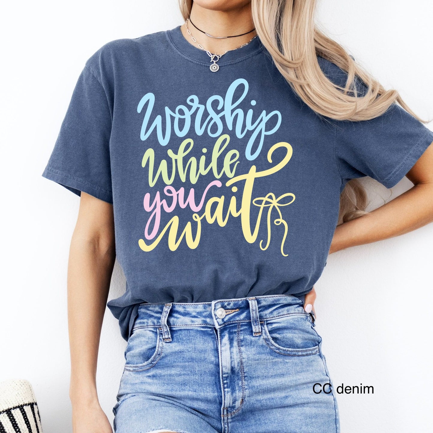 Worship While You Wait Tee