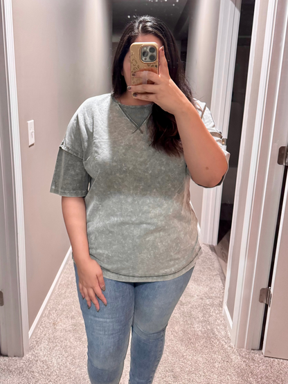 Unbothered Mineral Wash Top in Grey